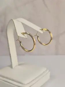 14K Gold Budded Diamond-Cut Hoop Earrings – (019)