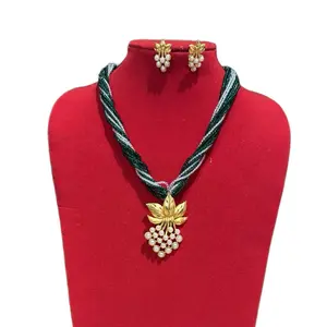 Traditional Nepali Potey Tilahari Necklace with Matching Earrings - Elegant Gold Leaf Pendant & Pearl Accents