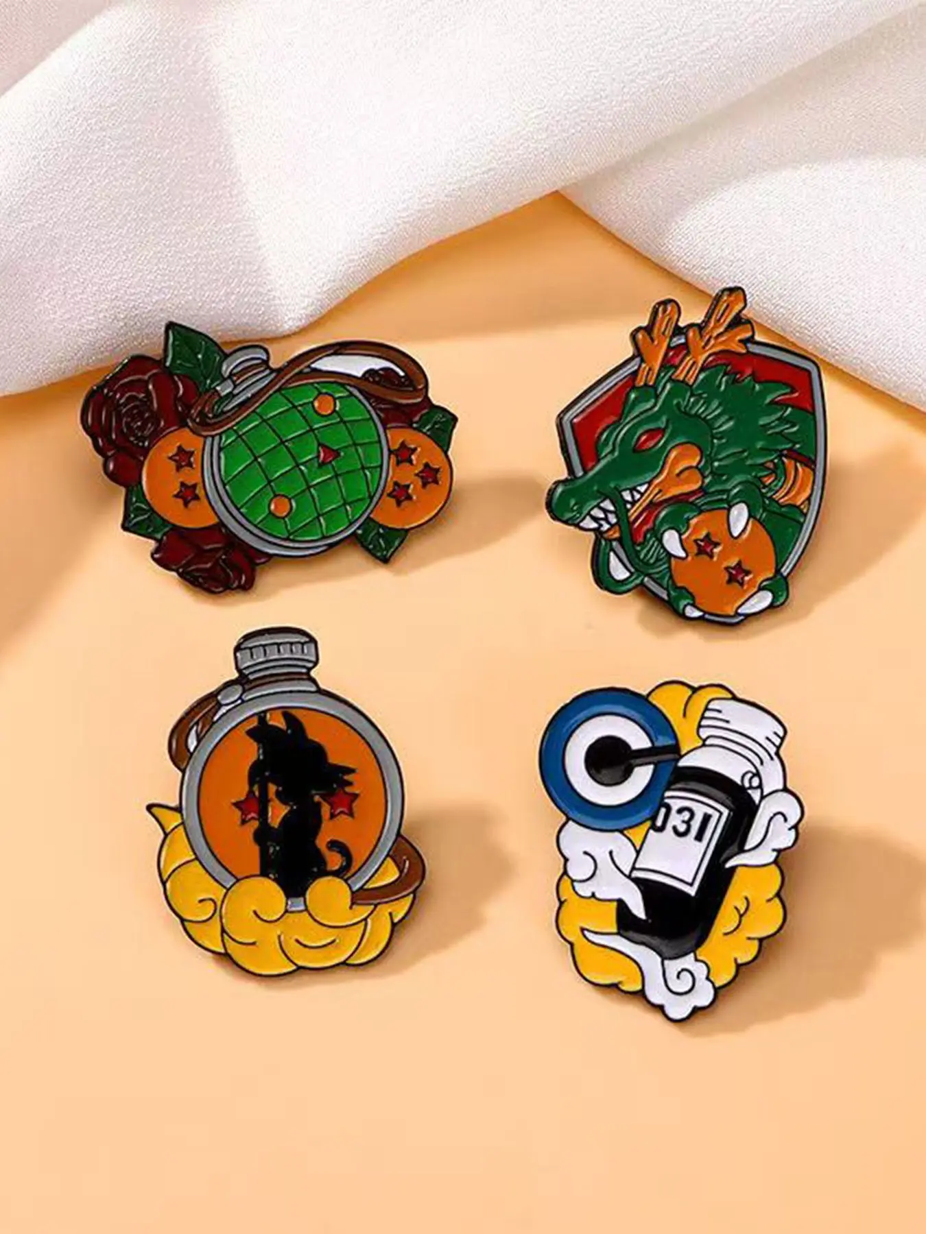 4 Creative Dragon Ball Radar Brooch Pins, Alloy Brooch Pin, Cute Leaf Print Accessories, All-Season Fashion Jewelry, No Precious Metals, Perfect Gift for Kids and Friends