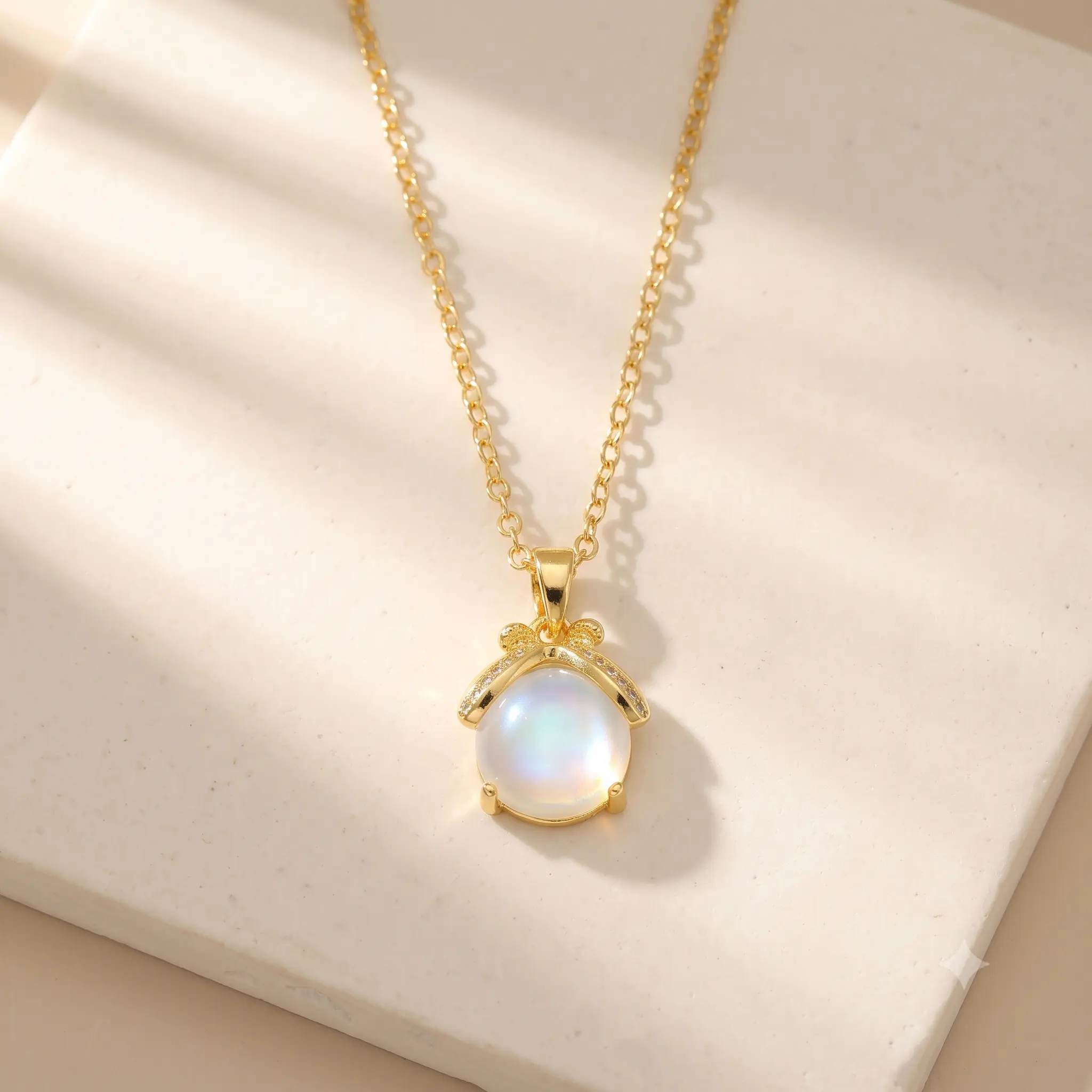 Korean Ins Style Glowing Firefly Pendant Titanium Steel Necklace for Women - Niche Design Dainty Collarbone Chain