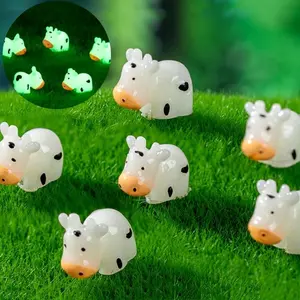 Cute Cow Design Luminous Resin Ornaments, 10pcs/20pcs Glow in the Dark Mini 3D Cow Decorations, Micro Landscape Decor, Fish Tank Aquarium Decorations