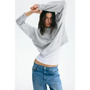 H&M Raglan-sleeved sweatshirt