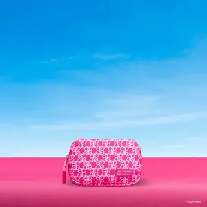 1.5L Crossbody Pack Barbie