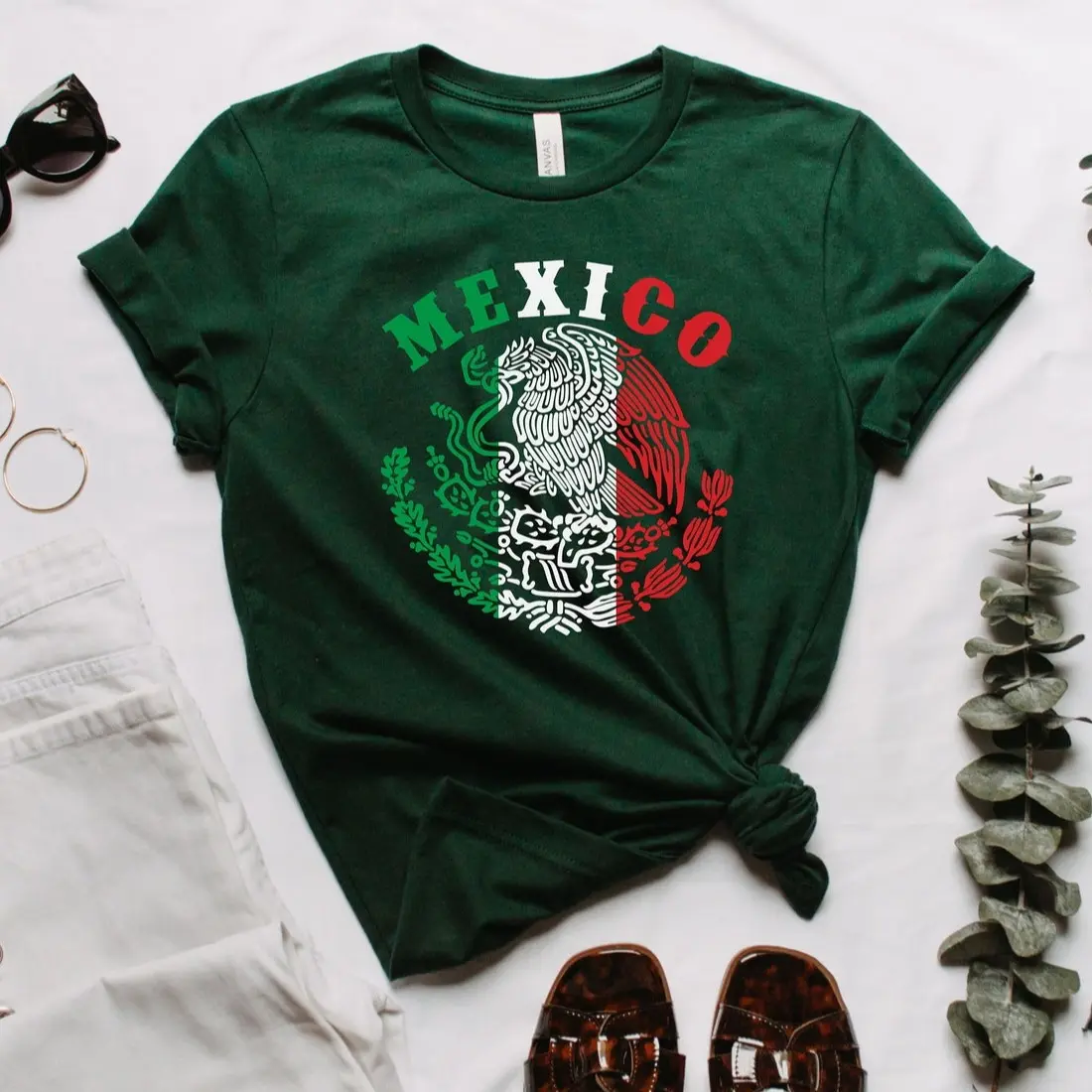 Mexican Eagle Coat of Arms Graphic Tee, Cinco de Mayo & Mexican Independence Day Celebration Shirt, Viva México Unisex Short Sleeve T-Shirt for Men and Women