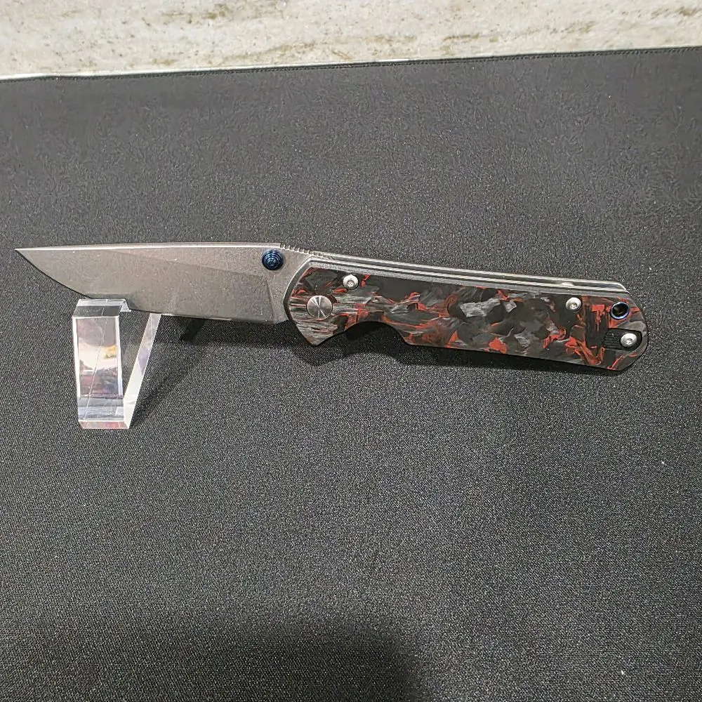 Crushed Carbon Fiber Knife