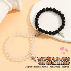 1 Set of Elegant Handmade Glow-in-the-Dark Heart & Cross Pendant Couple Bracelets – Stylish Black & White Beaded Accessories, Suitable for Daily Wear and Valentine's Day Gifts Trendy Jewelry
