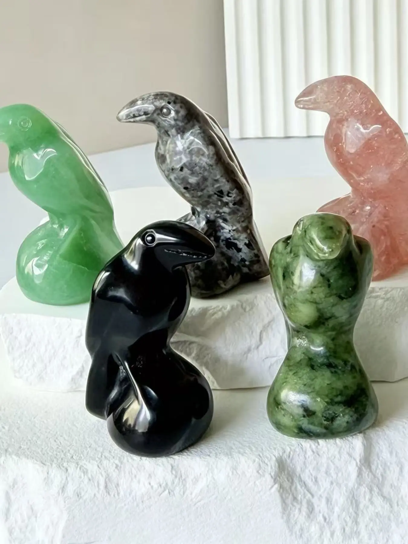 Natural Crystal Raven Sculpture, Crystal Art, Energy Healing Ornament, Crystal Decorative Ornaments, Home Decor, Ideal for Crystal Enthusiasts, Crystal Collection, Decoration Lovers