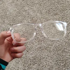 review image 0