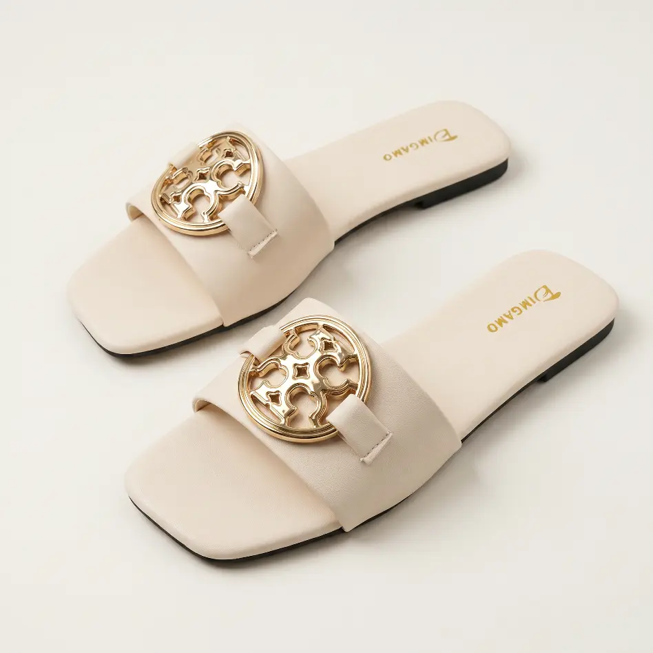 Women's New Flat Sandals, Summer, Hardware Decorative Fasteners, Rubber Sole, Multiple Colors, Perfect Gift for Valentine's Day, Casual Fashion Footwear, Comfortable Shoes