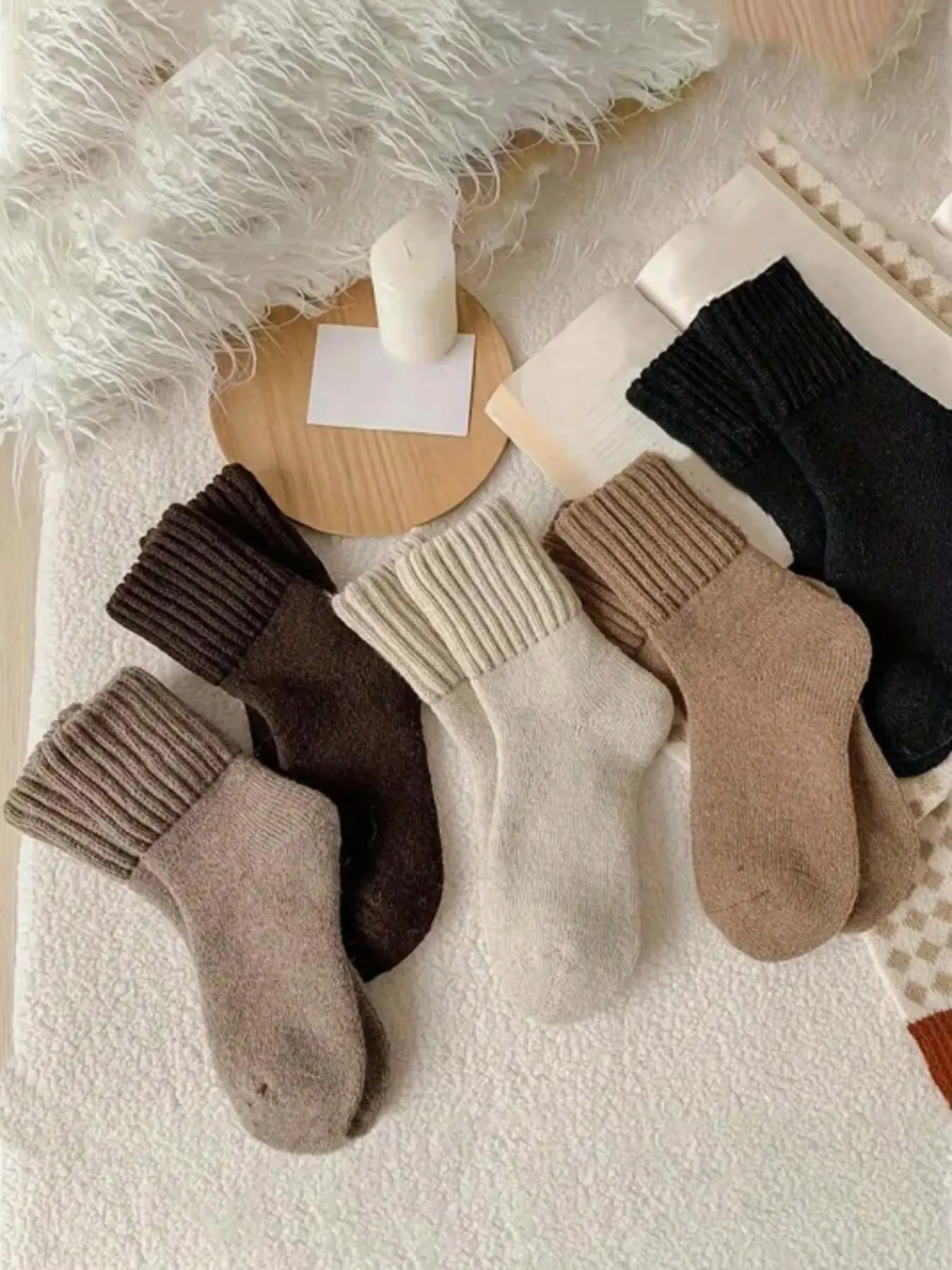 Women's Solid Mid-calf Knitted Socks, Casual Soft Comfy Warm Socks for Fall & Winter, Women's Socks for Daily Wear