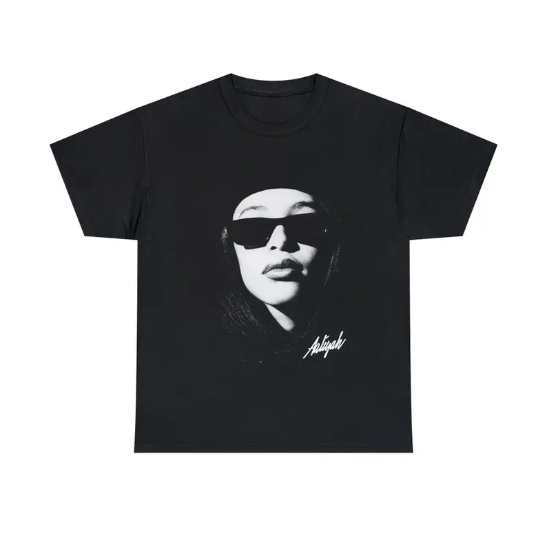 Men's Aaliyah Heavyweight Short-Sleeve T-Shirt - Menswear Tops Apparel T Shirt, 90's-2000s RnB Artwork Tee, Casual Fitted Round Neck, Valentine's Day Gift for Fans, Shortsleeve, Valentines Day, Vintage T-Shirts
