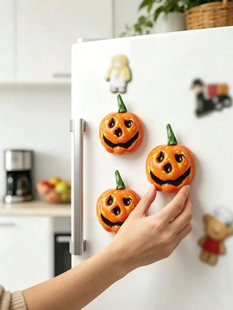 Halloween Pumpkin Fridge Magnets, 6/3/1PC Mini Jack-O'-Lantern Ghost Face Magnetic Decor, Cute 5.5×7cm Pumpkin Ornaments for Refrigerator, Kitchen Cabinet, Party, Autumn Decor & Gifts