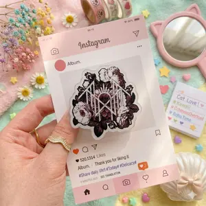 Gothic Floral Phone Grip, Dark Aesthetic Magnetic Holder, Trendy Pop Grip for Teens & Phone Accessories