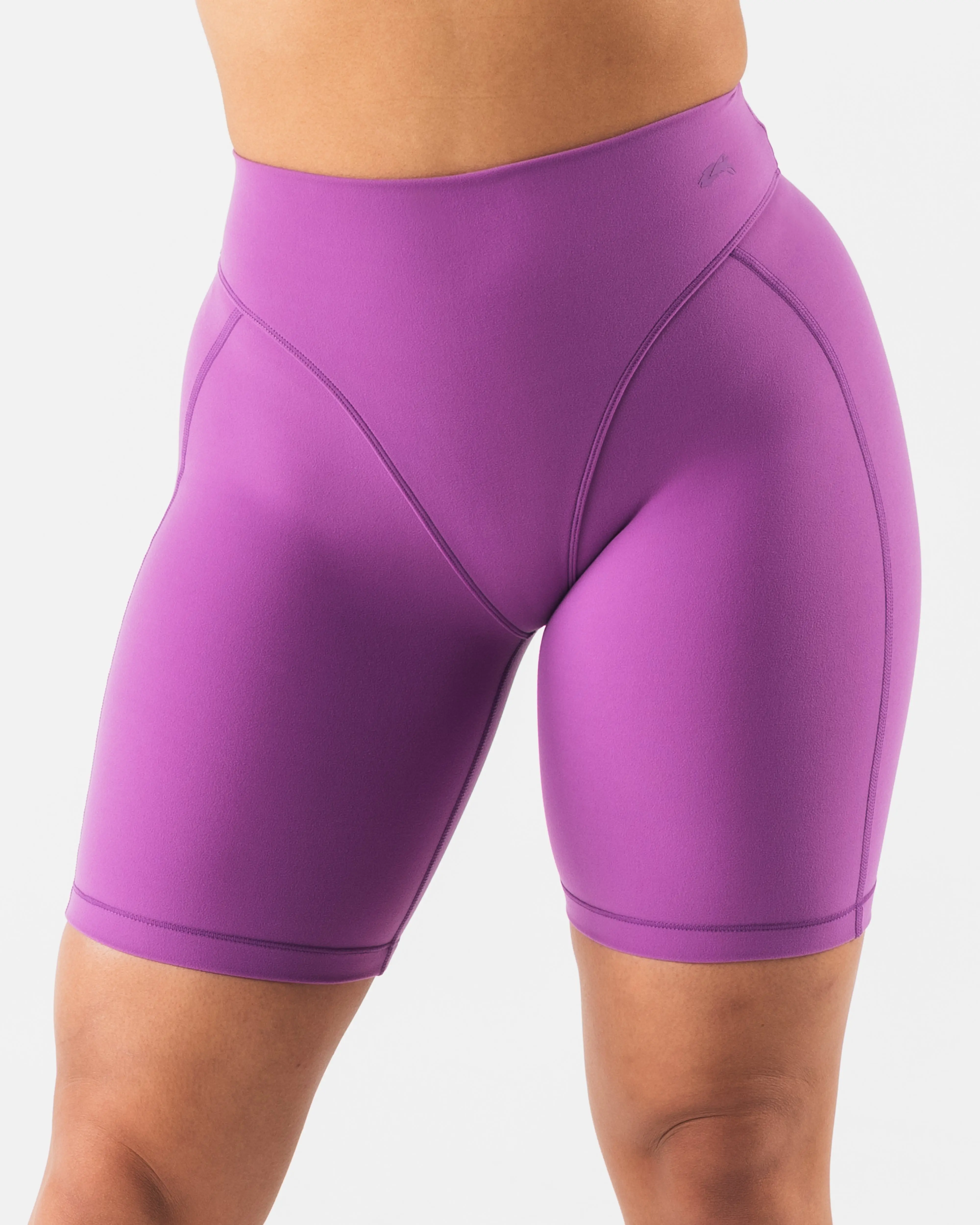 ALPHALETE Women's Parker Mid Rise Athletic Shorts, 7" Inseam Buttery Soft Spandex Fabric with Medium Compression Fit, Bottom