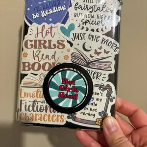 Hot Girls Read Kindle Pop Socket, Kindle Accessory, Kindle Stand, Kindle Grip, Phone Grip, Popsocket, Kindle, book, Kindle Accessories