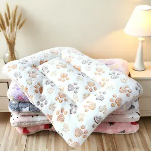 Thick Coral Fleece Blanket, Soft Comfortable Dual-Sided Pet Bed, Cotton Pad Hamster Cat Nest, Cat Sleep Mat, Dog Nest, Shaped Beds