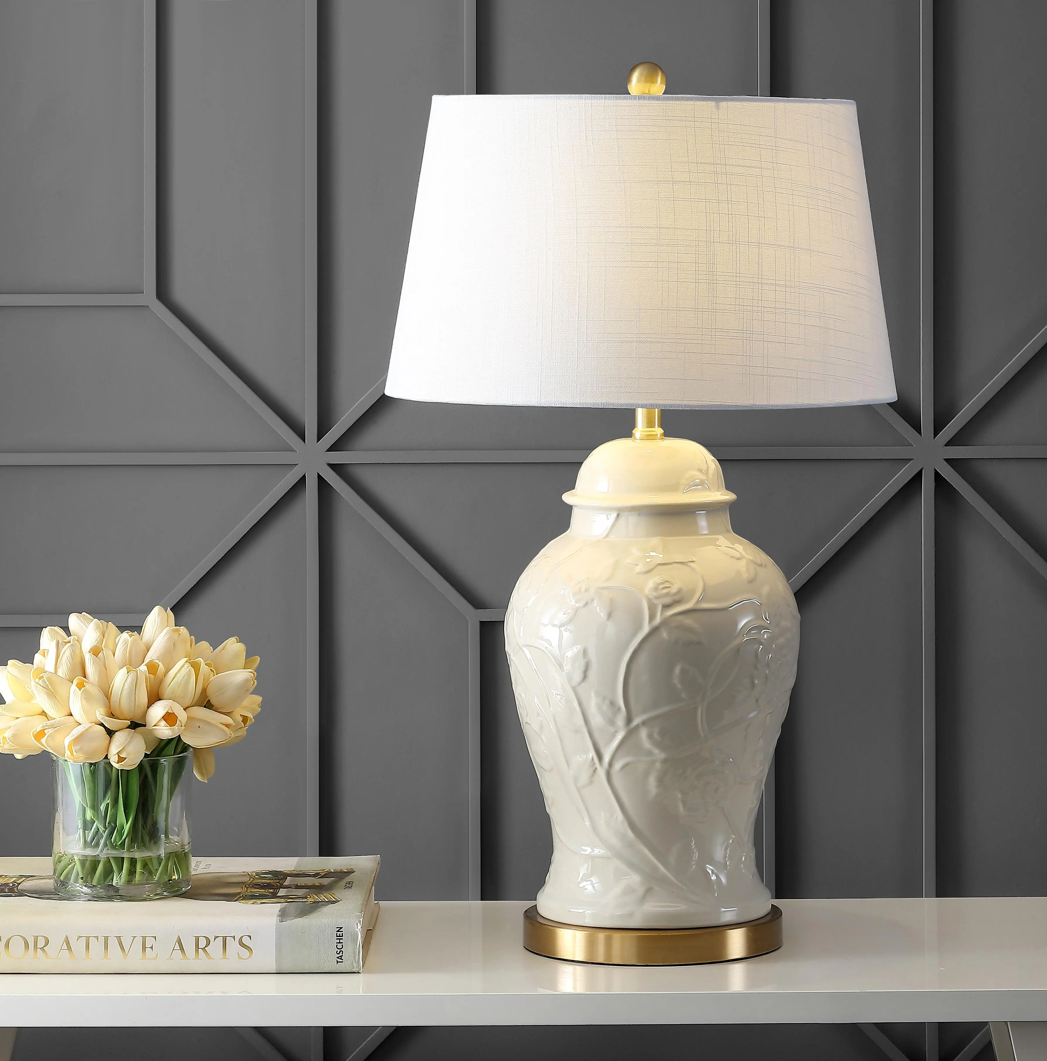 JONATHAN Y Naiyou Ceramic Chinoiserie Ginger Jar Table Lamp (29.5 in), Cream Glaze | Traditional White Linen Empire Fabric Shade, Brass Gold Metal Base, Type A LED Bulb Included, Botanical Design for Dining Room Ambient Lighting