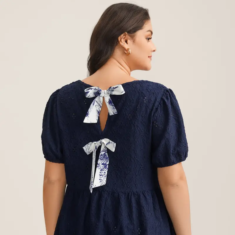 BloomChic Back Bow Tie Textured Top 【M-6XL】