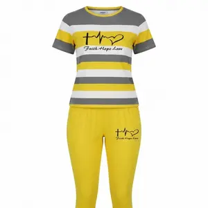 Plus-size Women's Short-sleeve Striped Color-block Top & High-waisted Skinny Pants Set - Printed Fitted Crewneck Blouse for Active Lifestyle