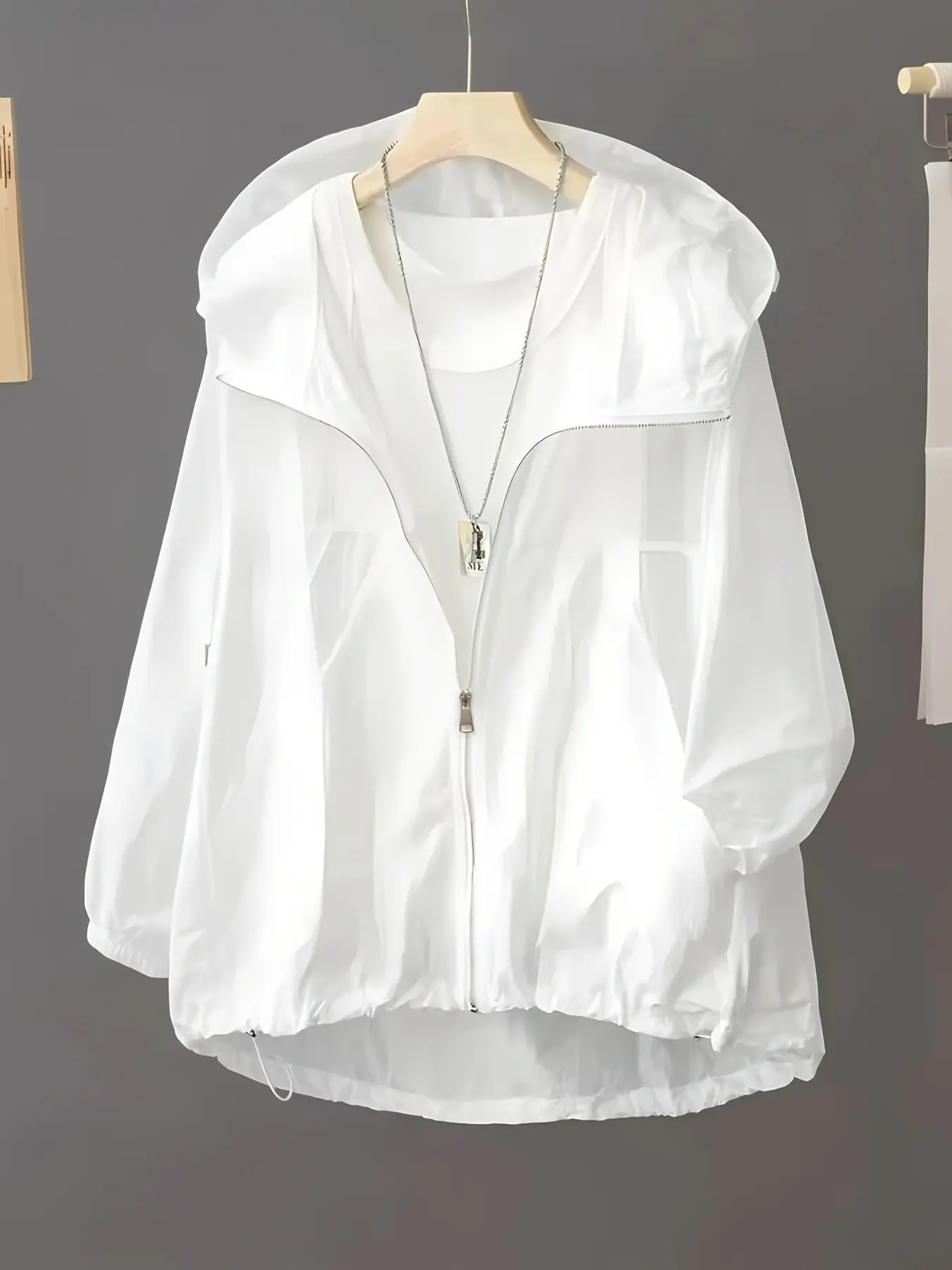 Summer new flight jacket, Minimalist, Casual, UV protection 2025 New outdoor sunshade clothing, women's light and thin sun protection clothing, breathable sun protection short coat, Outerwear, Long Sleeve