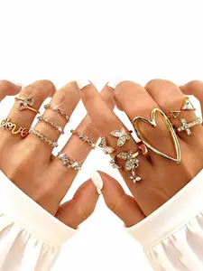 Gold Stackable Rings for Women Teen Girl Gifts Trendy Stuff Simple Star Moon Heart Knuckle Ring Set Boho Cute Stuff Gold Ring Pack Jewelry Birthday Christmas Gifts