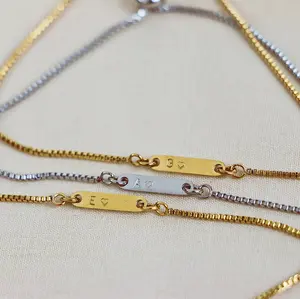 [READ NOTE] Ali Initial Heart Bracelet | Hand-stamped Personalized Bracelet with Mini Heart