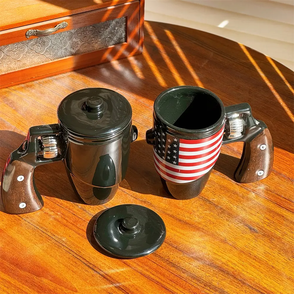 Creative Ceramic Cup with American Flag Pattern, Coffee Mug, Revolver Gun Design, Unique Ceramic Printed Drinkware for Daily Use, Funny Dad Mug, Beverage Mug, Ceramic Mugs