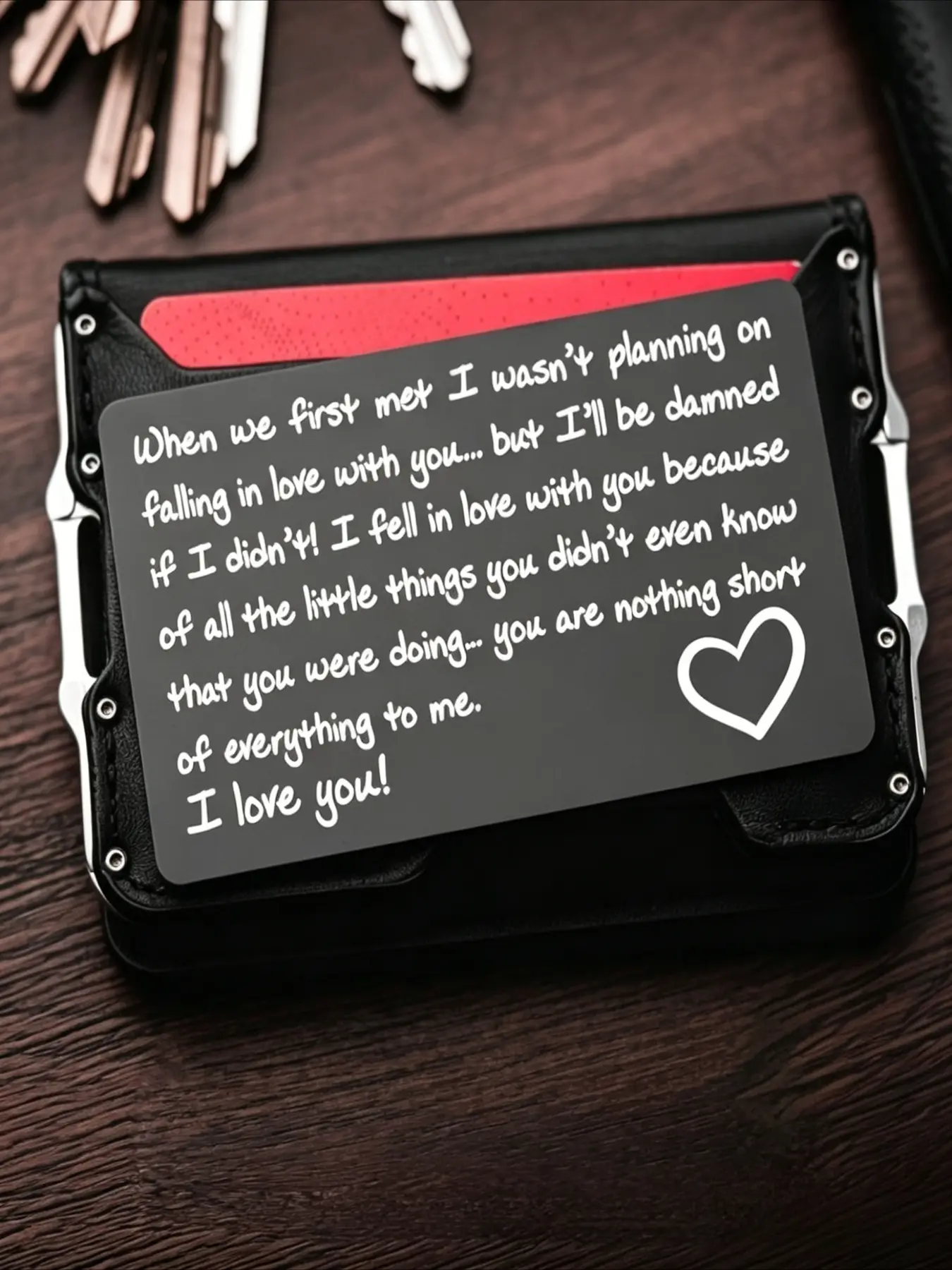 First meeting time. Engraved wallet cards, greeting cards, postcards. Essential items for couples to express their love, preferred for Valentine's Day, birthday, Christmas and New Year gifts