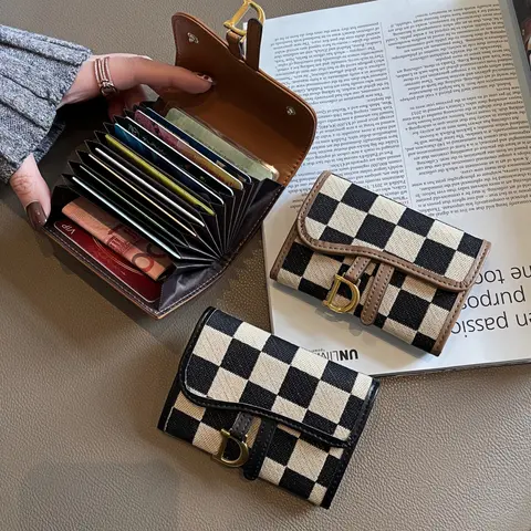 Checkerboard Pattern D Letter Design Card Holder, Elegant Short Credit Card Wallet for Women & Girls, Trendy All-match & Exquisite Card Holder for Birthday Gift, Credit Card Organizer, Fashionable Card Holder, Credit Cards Holder