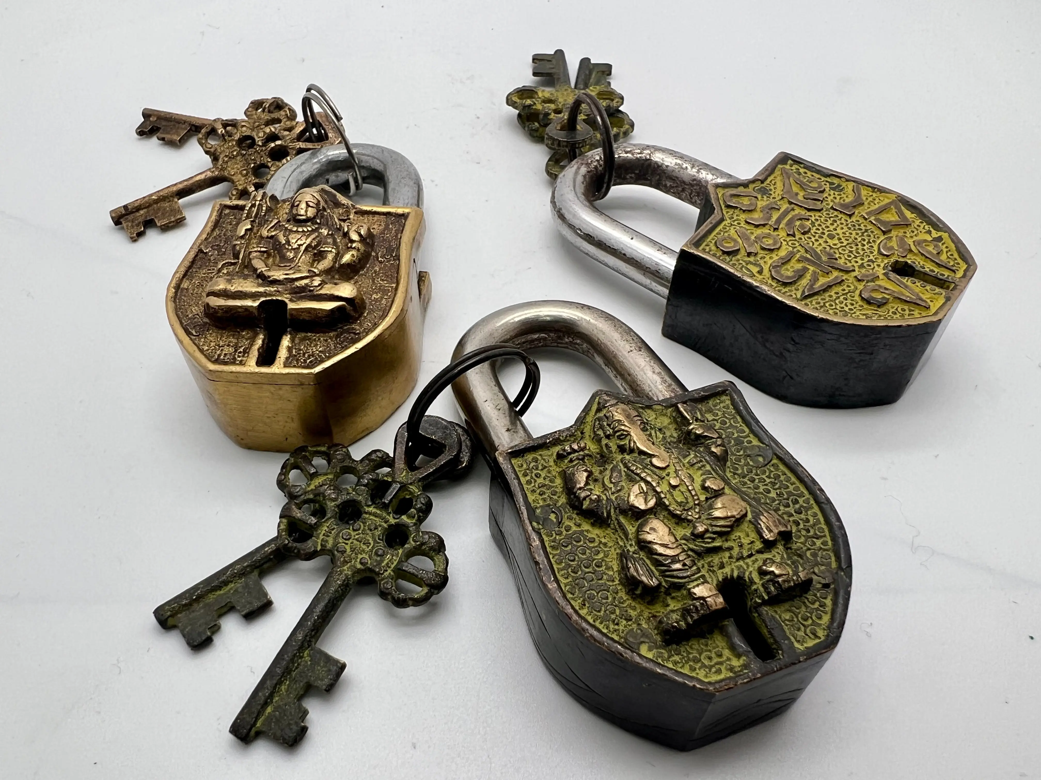 Solid Brass Padlocks, Heavy-Duty Lock and Key Set for Hardware Security Applications, Solid Brass Lock