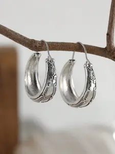 1pair Vintage Fashionable Silver-Tone Creative Earrings, Suitable For Daily Wear And Vacation, Ideal Gift For Her