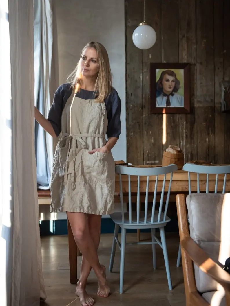 Linen Apron with Pockets - Mothers Day Gift - Casual Design for Versatile Use