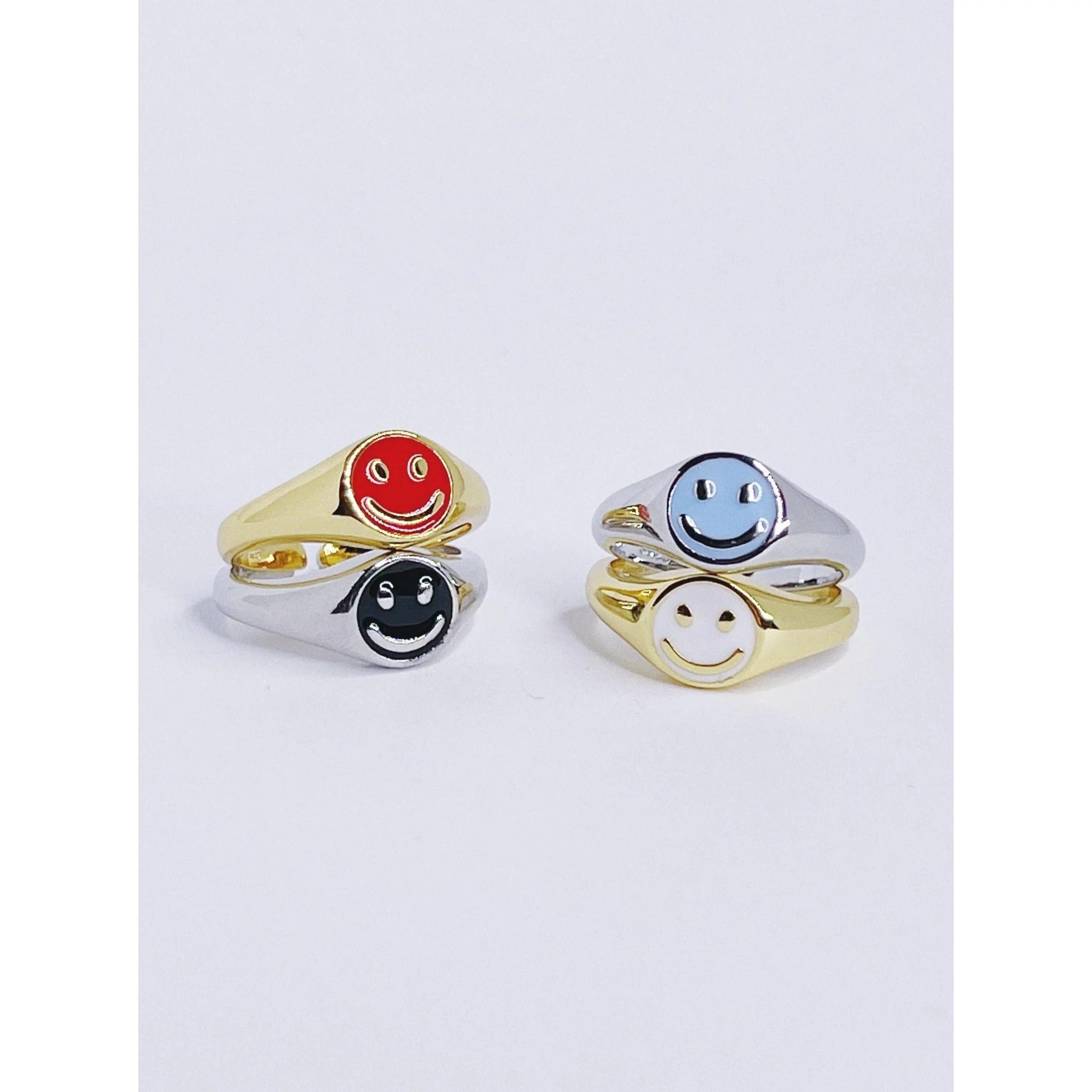 Mono Smiley Face Ring