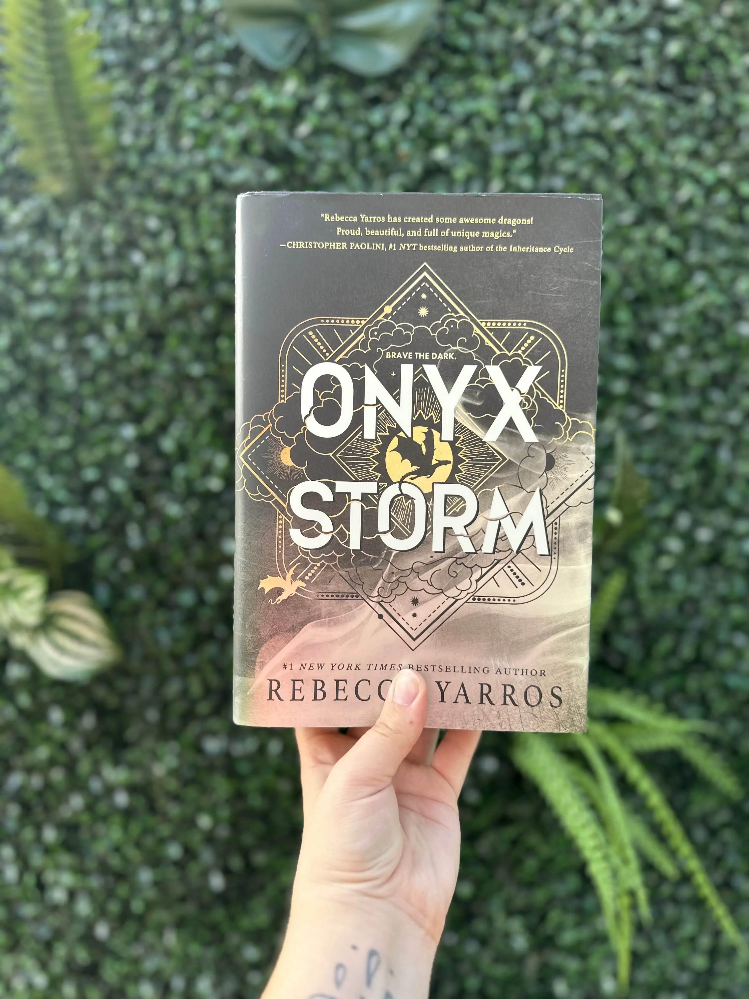 Onyx Storm (The Empyrean #3)
