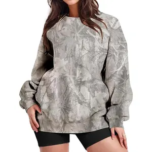 Oversized Women’s Camo Sweatshirt with Maple Leaf Print, Mossy Camo Oak Sweatshirt – Trendy Y2K Fall Pullover for Casual Outfits