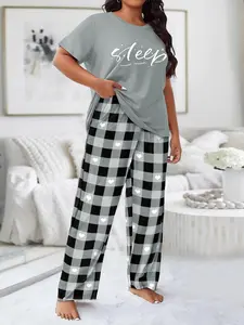 [Plus Size] Two-Piece Set Letter Print Tee & Plaid Print Pants Pyjama, Casual Comfy Round Neck Short Sleeve T-shirt & Trousers PJ Set, Pajamas, Casual Pajamas Outfit, Women's Sleepwear for Spring & Fall