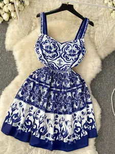 Women's Sleeveless V-Neck Dress, Geometric Pattern, Loose-Fitting Knee-Length, Elegant Casual Summer Holiday Wear, Bohemian Style, Vintage