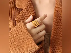 ITALIAN DESIGN RING