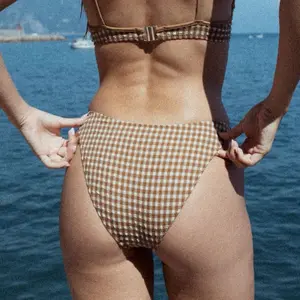 Isla Bottoms