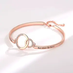 Sister Gift Infinity Bracelet for Mother Daughter Sister Wife 2 Interlocking Circles Bangle Bracelets with Love Message Gift Stainless Steel Adjustable 60*50mm Diameter