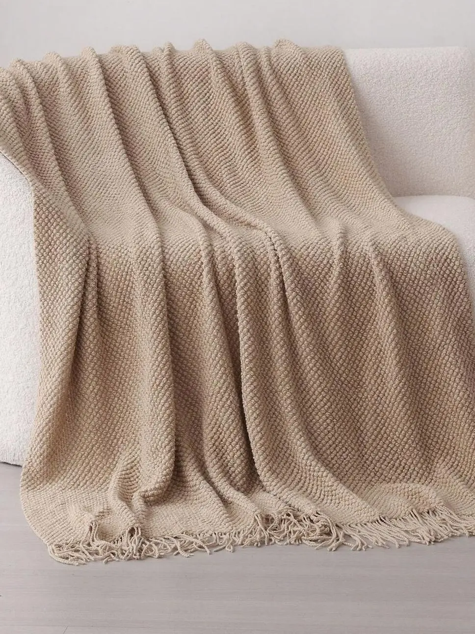 A Solid Color Particle Knitted Blanket, Nordic Style Acrylic Rectangular Office Nap Sofa Blanket Air Conditioning Blanket
