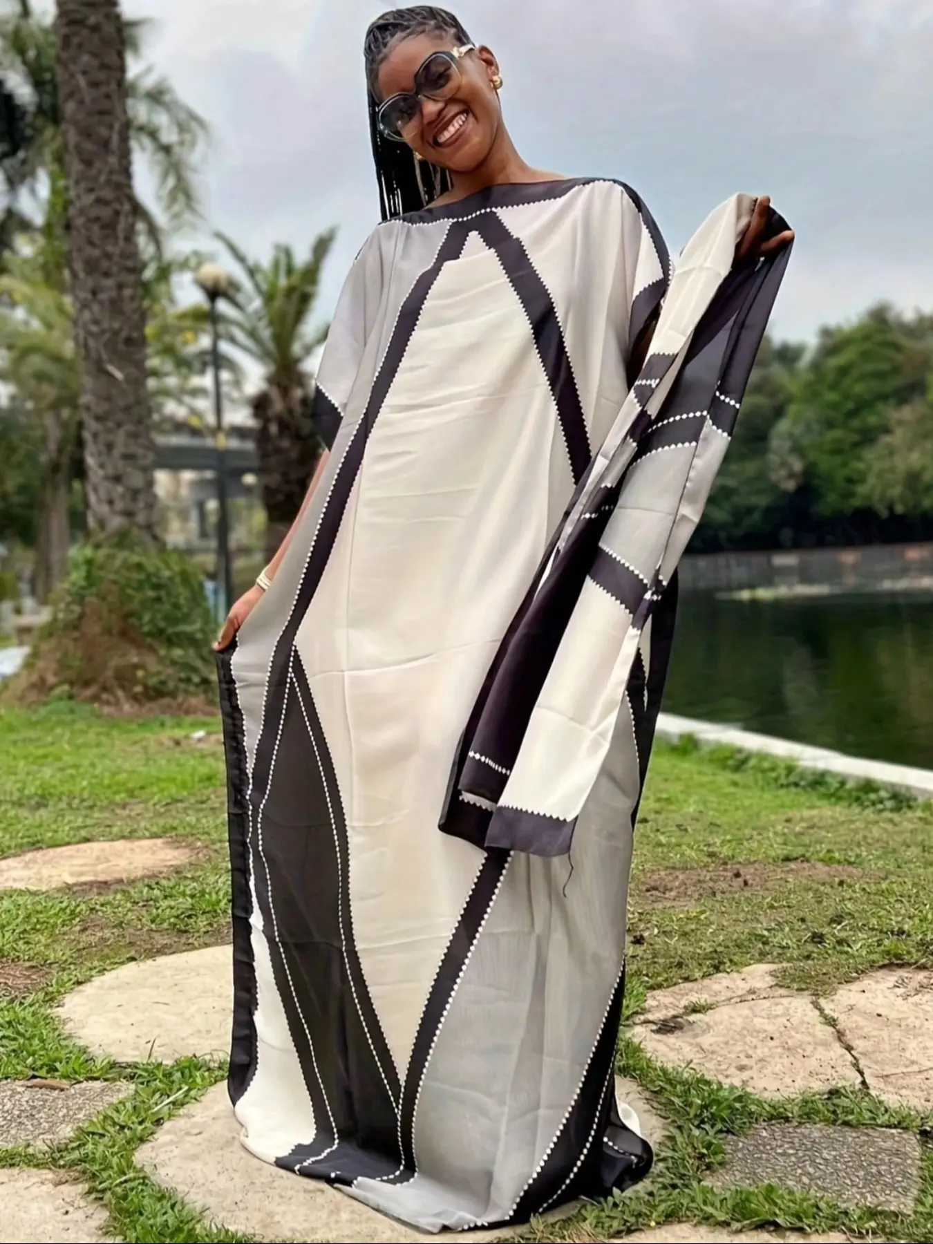 Elegant hijab for women, long Malay suit with shawl and floral print bathrobe suit, shawl collar dress and long scarf headband, fitted hijab satin silk fabric, daily casual wear Aesthetic Soft