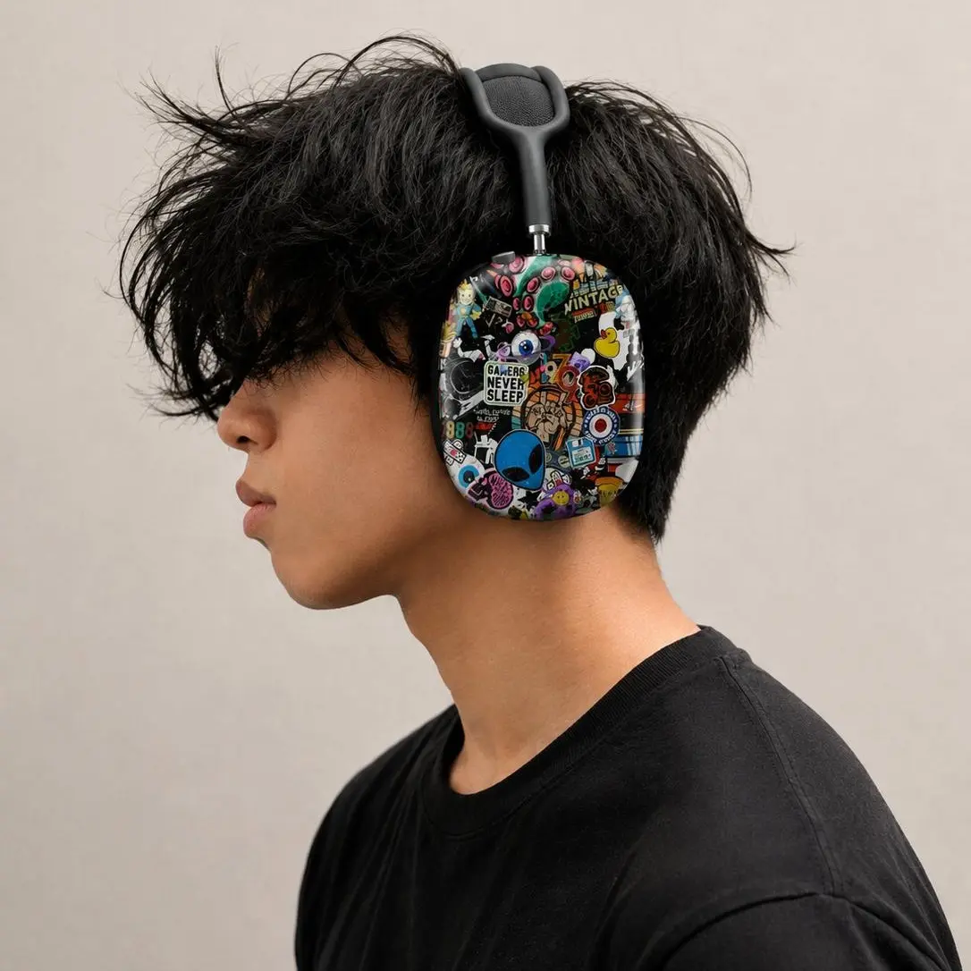 Retro Vintage Y2K Collage AirPods Max Case - Gamer-Anime Themed Headphone Accessory for Apple AirPods Max