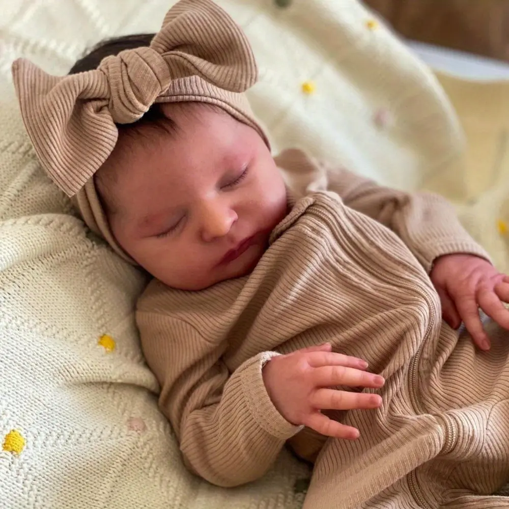 Realistic Soft Baby Doll - 50cm (20in) Full Vinyl Asleep Newborn Baby Doll with 3D-Painted Skin, Visible Veins, Newborn Clothes Compatibility, Ideal for Christmas Gifts & Kids Playmates, Newborn Baby Dolls