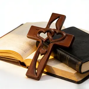Intertwined Heart Shaped Wooden Cross Religious Christian Symbols Spiritual Gifts Multi-Functional Symbol Home Decor