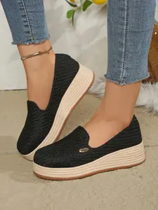 Women's Loafers Spring Autumn New Fashion Comfortable Rope Woven Slip-On Round Toe Casual Shoes, Medium Width Textile Upper