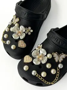 Fashionable Flower & Butterfly Design Shoe Charms, Cute Shoe Decoration for Women & Girls, Trendy All-match & Exquisite Shoe Accessories for Birthday Gift