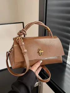 Small square bag with niche design and elegant temperament, fashionable and versatile shoulder bag with retro texture, simple and casual classic and atmospheric crossbody bag, suitable for daily shopping and commuting