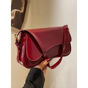 Women's Summer Outfits Plain Color Saddle Everyday Shoulder Bag & Crossbody Bag, Elegant Magnetic Closure Flap Saddle Bag for Daily Use