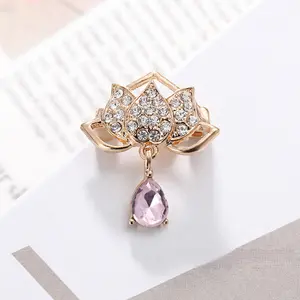 Elegant Anti Slip Dress Pin Chinese Feng Shui Lotus Flower Brooch for Women Fashion Clothing Fix High Quality Accessories Gift Electroplated Alloy Water Lily Brooch Summer 2024 Decorative Multi-functional Adjustable Dual-use Gift-giving